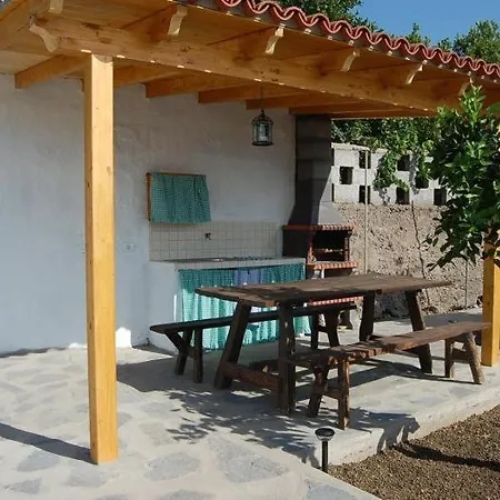 Sofia Hétvégi ház *